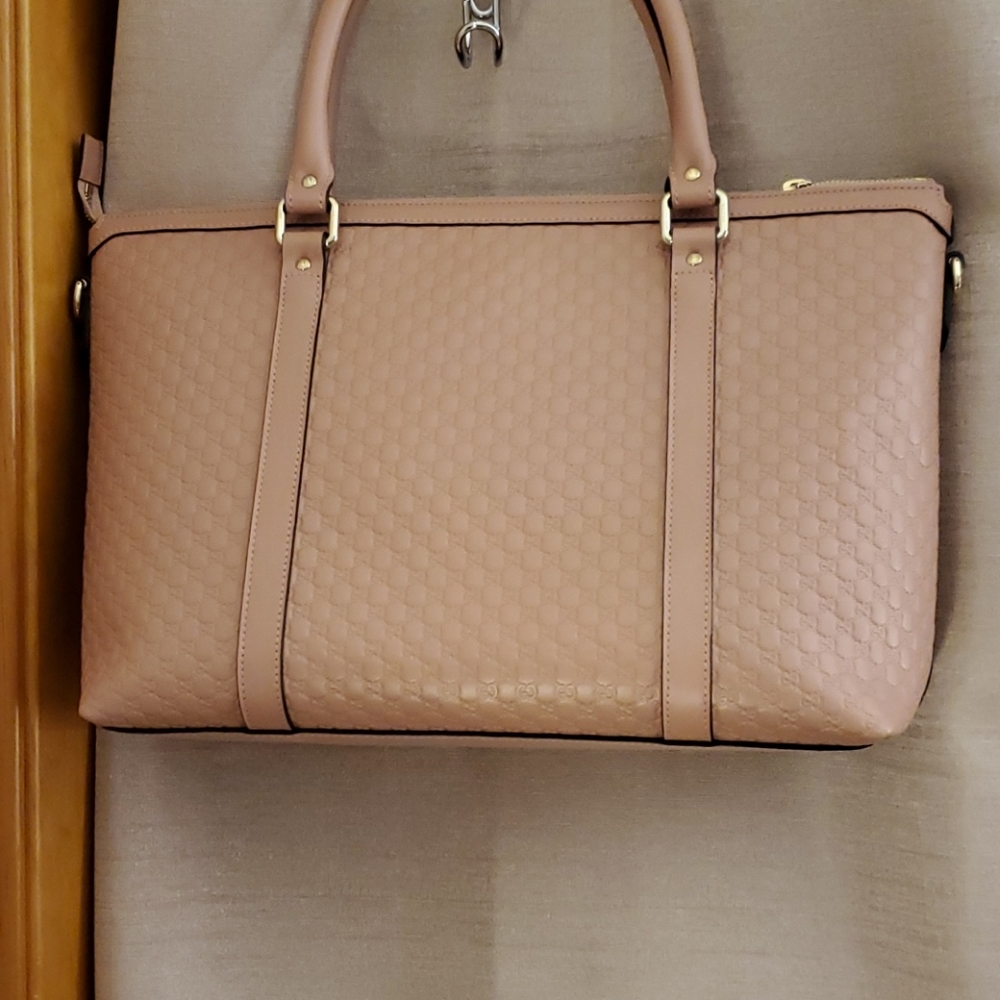 Gucci handbag